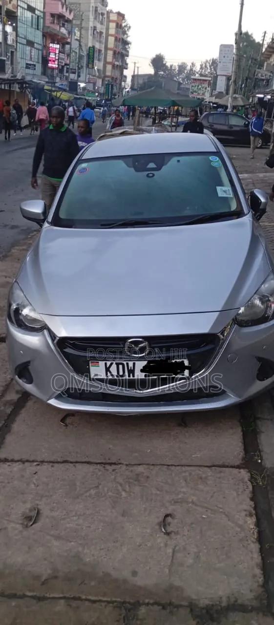 Mazda Demio 2018 Silver