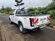 Isuzu D-MAX 2015 Off white for sale