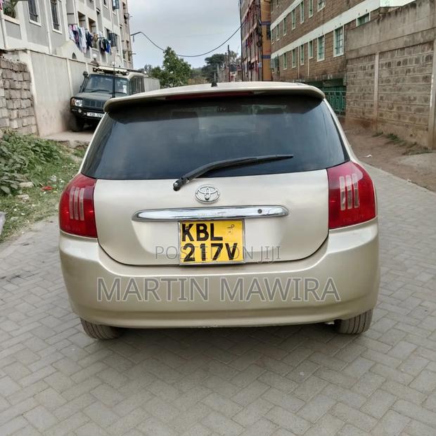 Toyota Corolla RunX 2003 Gold