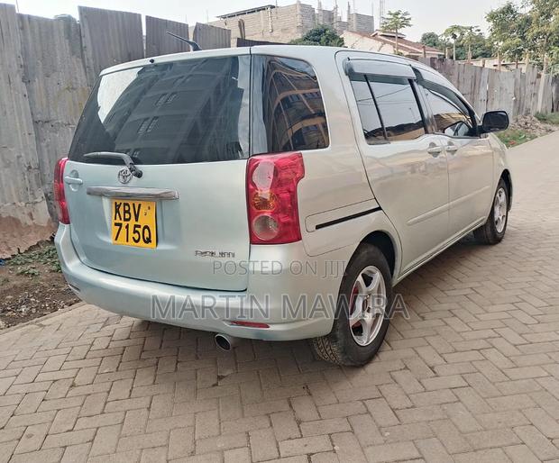 Toyota Raum 2006 Blue