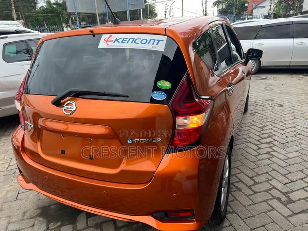Nissan Note 2019 Orange