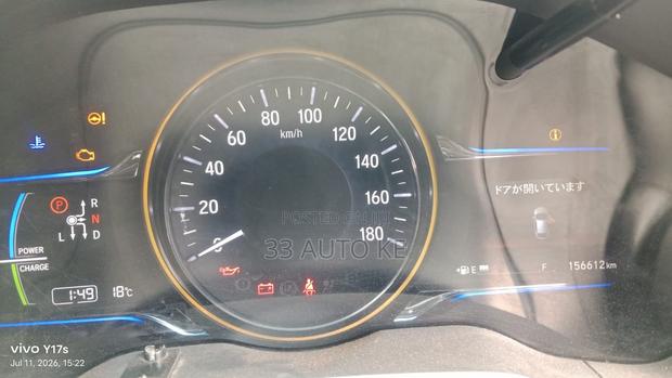 Honda Vezel 1.5 Hybrid 2WD 2016 White