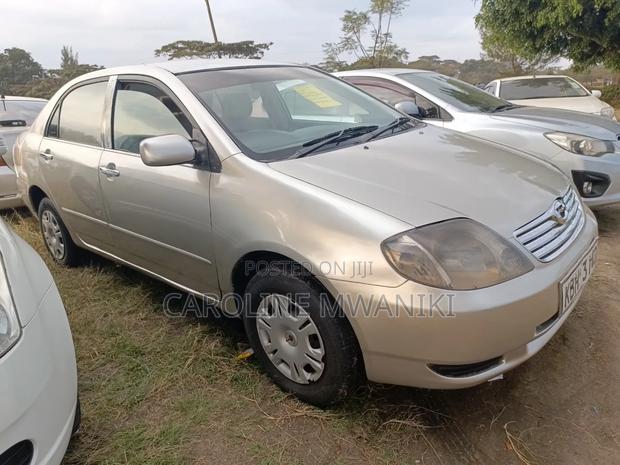 Toyota Corolla 2004 Silver