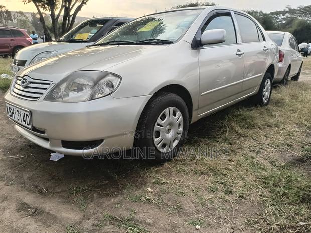 Toyota Corolla 2004 Silver