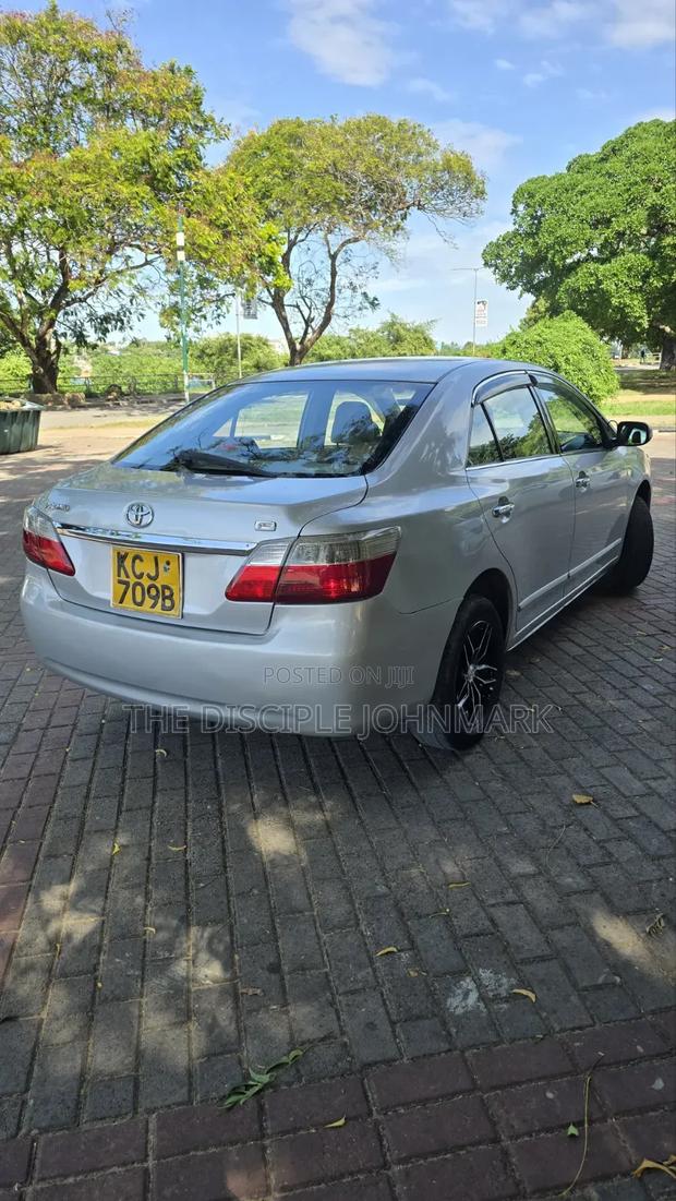 Toyota Premio 2009 Silver