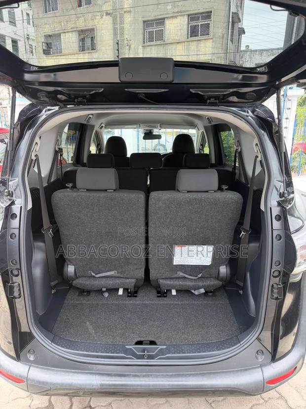 Toyota Sienta 2020 Black