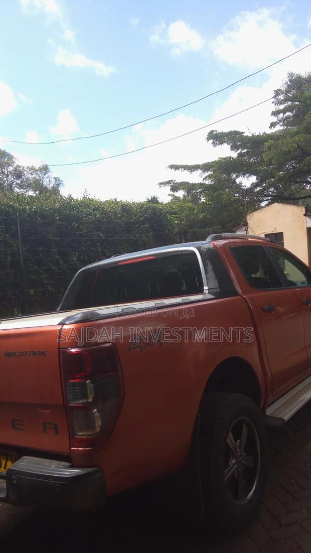 Ford Ranger 2015 Orange