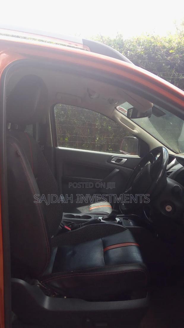 Ford Ranger 2015 Orange