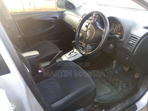 Toyota Corolla Fielder 2010 Silver