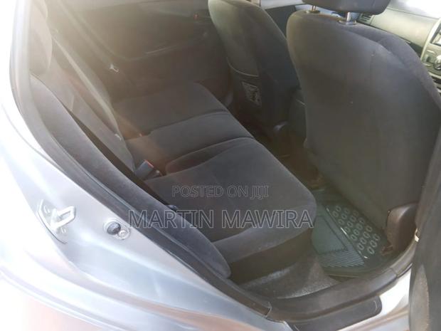 Toyota Corolla Fielder 2010 Silver