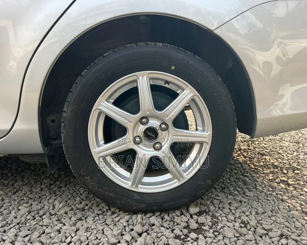 Toyota Corolla Fielder 2020 Silver