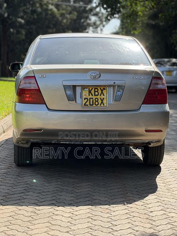 Toyota Corolla 2006 Gold
