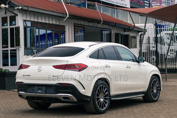 Mercedes-Benz GLE-Class GLE 400d 4MATIC 2021 White