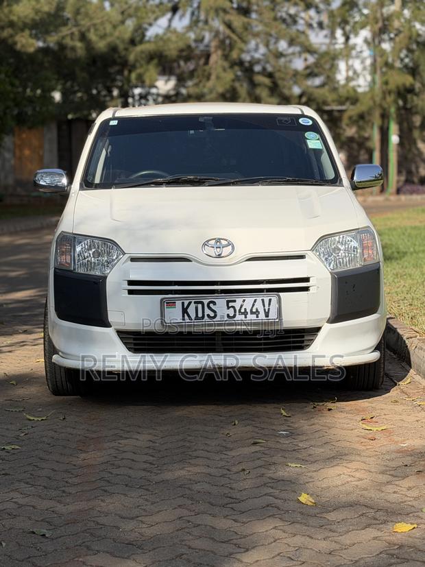 Toyota Probox 2018 White