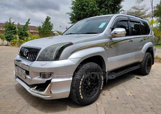 Toyota Land Cruiser Prado 2005 Silver