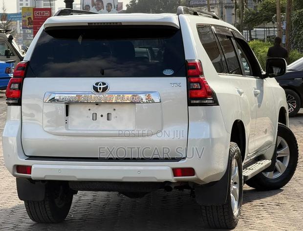 Toyota Land Cruiser Prado 2.7 2019 Pearl