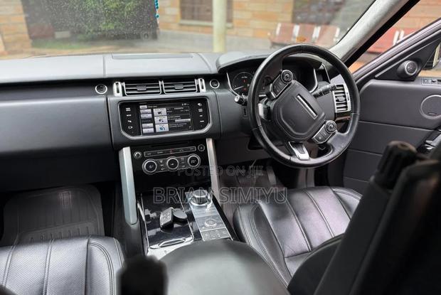 Land Rover Range Rover Vogue 2015 Black