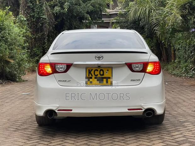 Toyota Mark X 2011 White