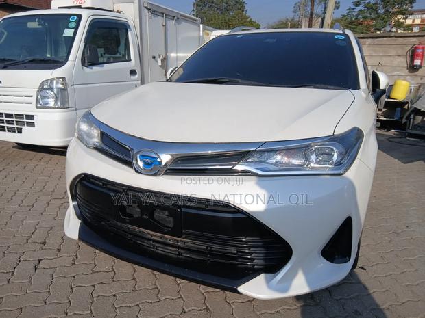 Toyota Corolla Fielder 2018 White