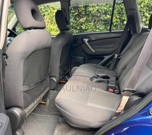 Toyota RAV4 2004