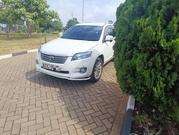 Toyota Vanguard 2010 White for sale