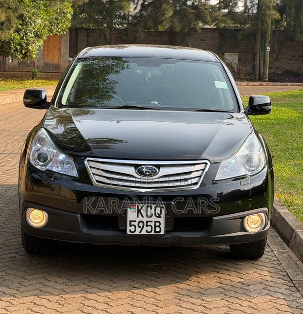 Subaru Outback 2.5i 2011 Black