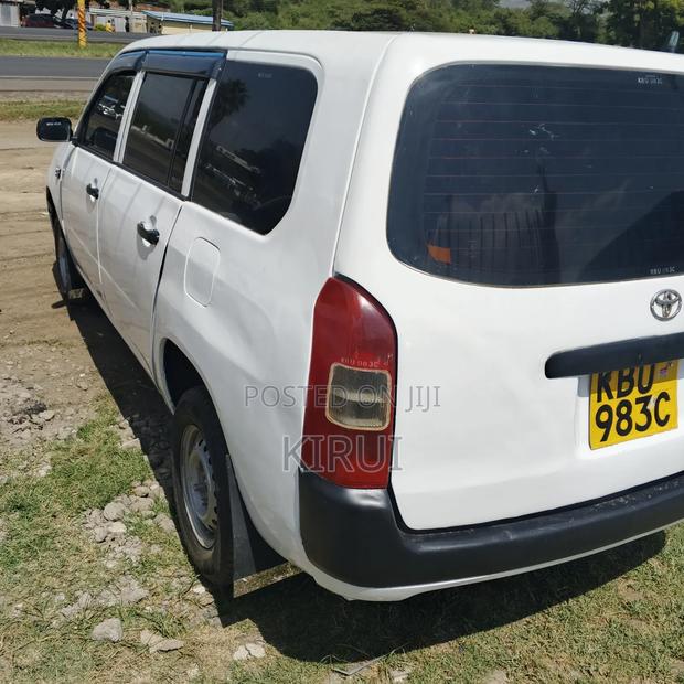 Toyota Probox 2007 White