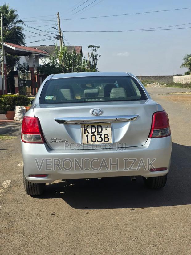 Toyota Axio 2015 Silver