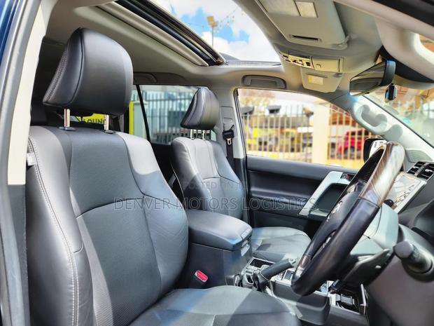 Toyota Land Cruiser Prado 2020 Blue