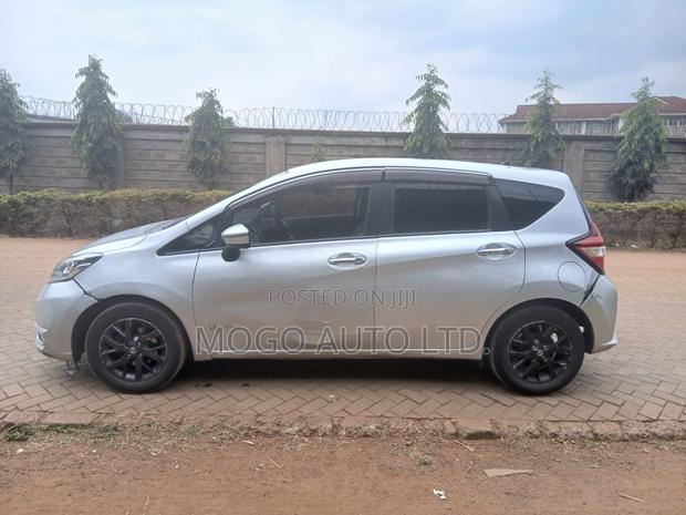 Nissan Note 2017 Silver
