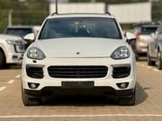 Porsche Cayenne Diesel AWD 2016 White for sale
