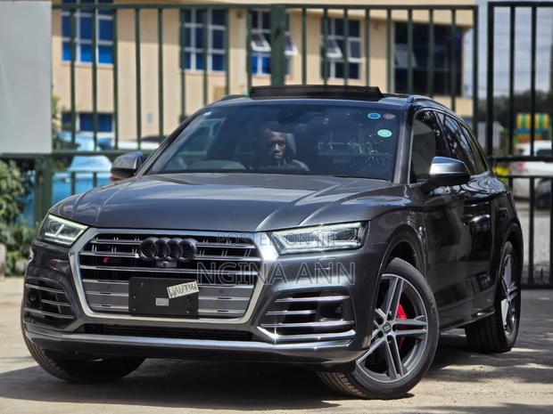 Audi Q5 45 Premium AWD quattro 2020 Gray