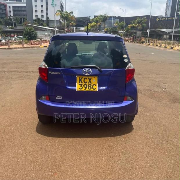 Toyota Ractis 2013 Blue