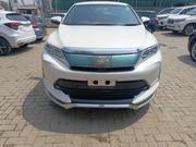 Toyota Harrier 2019 White for sale