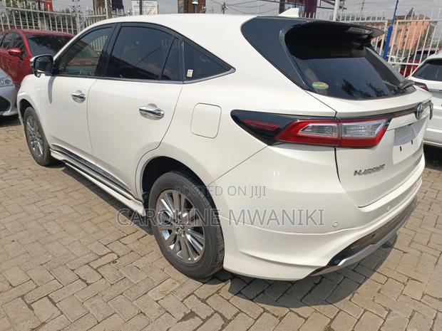 Toyota Harrier 2019 White