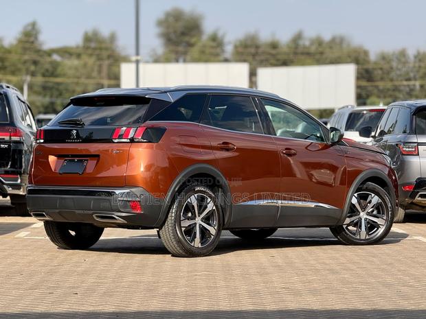 Peugeot 3008 2019 Brown