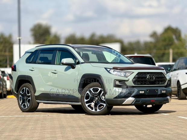 Toyota RAV4 Adventure AWD 2020 Green