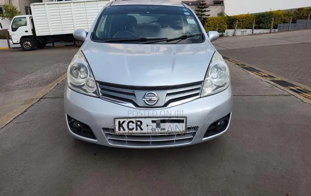 Nissan Note 2012 Silver