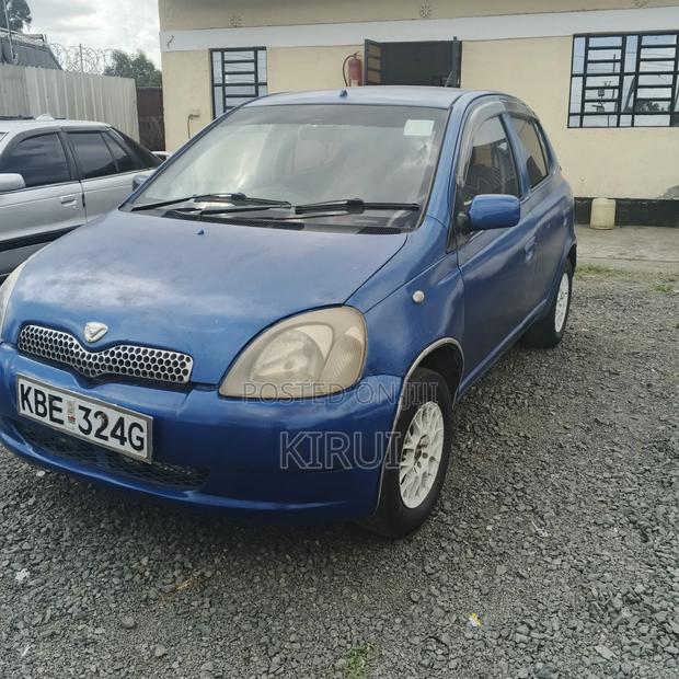 Toyota Vitz 2005 Blue