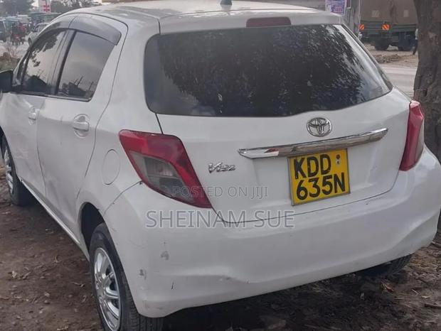Toyota Vitz 2014 White