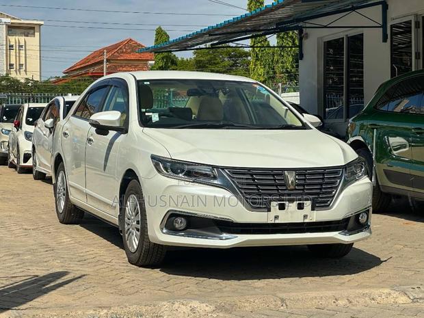Toyota Premio 2.0 FWD 2019 Pearl