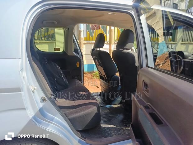 Toyota Spade 2014 Blue