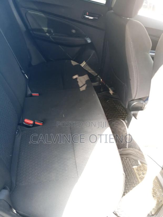 Suzuki Swift 2018 Blue