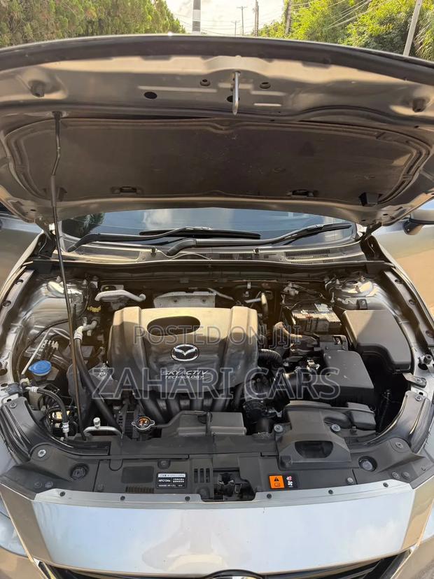 Mazda Axela 2023 Gray