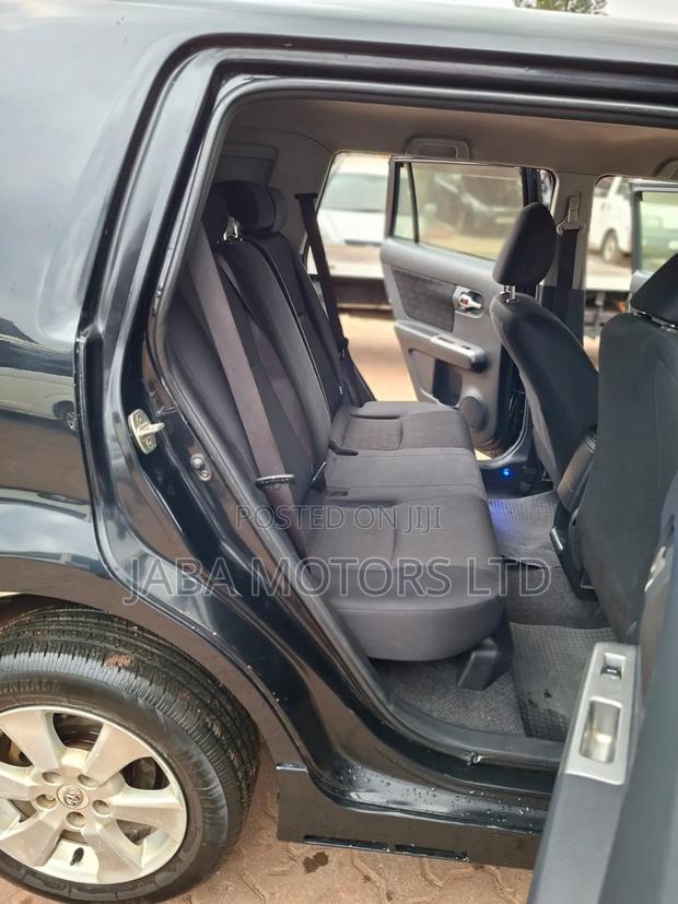 Toyota Corolla Rumion 2014 Black