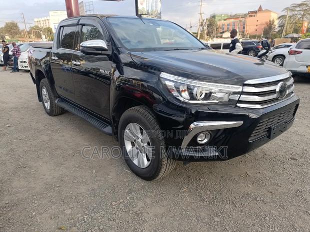 Toyota Hilux 2020 Black