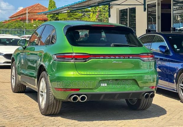 Porsche Macan 2019 Green