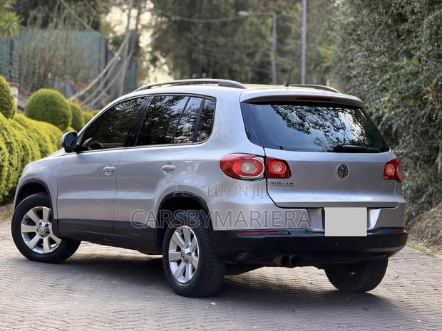 Volkswagen Tiguan 2.0 S 2009 Silver