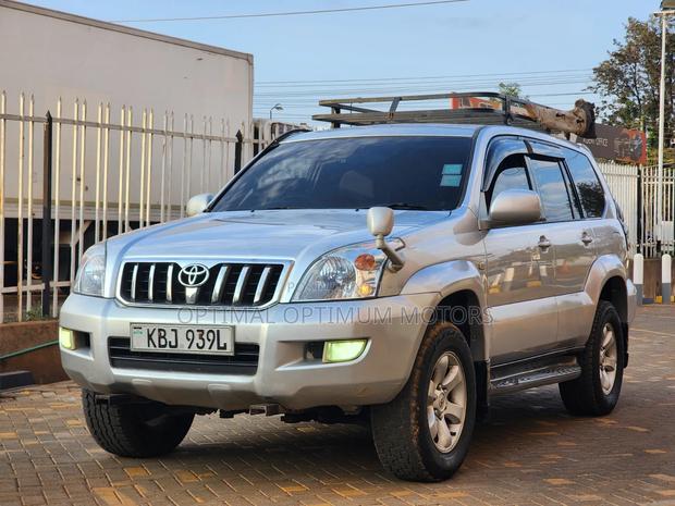 Toyota Land Cruiser Prado 2005 Silver
