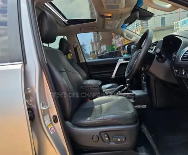 Toyota Land Cruiser Prado 3.0 190hp 2019 Silver